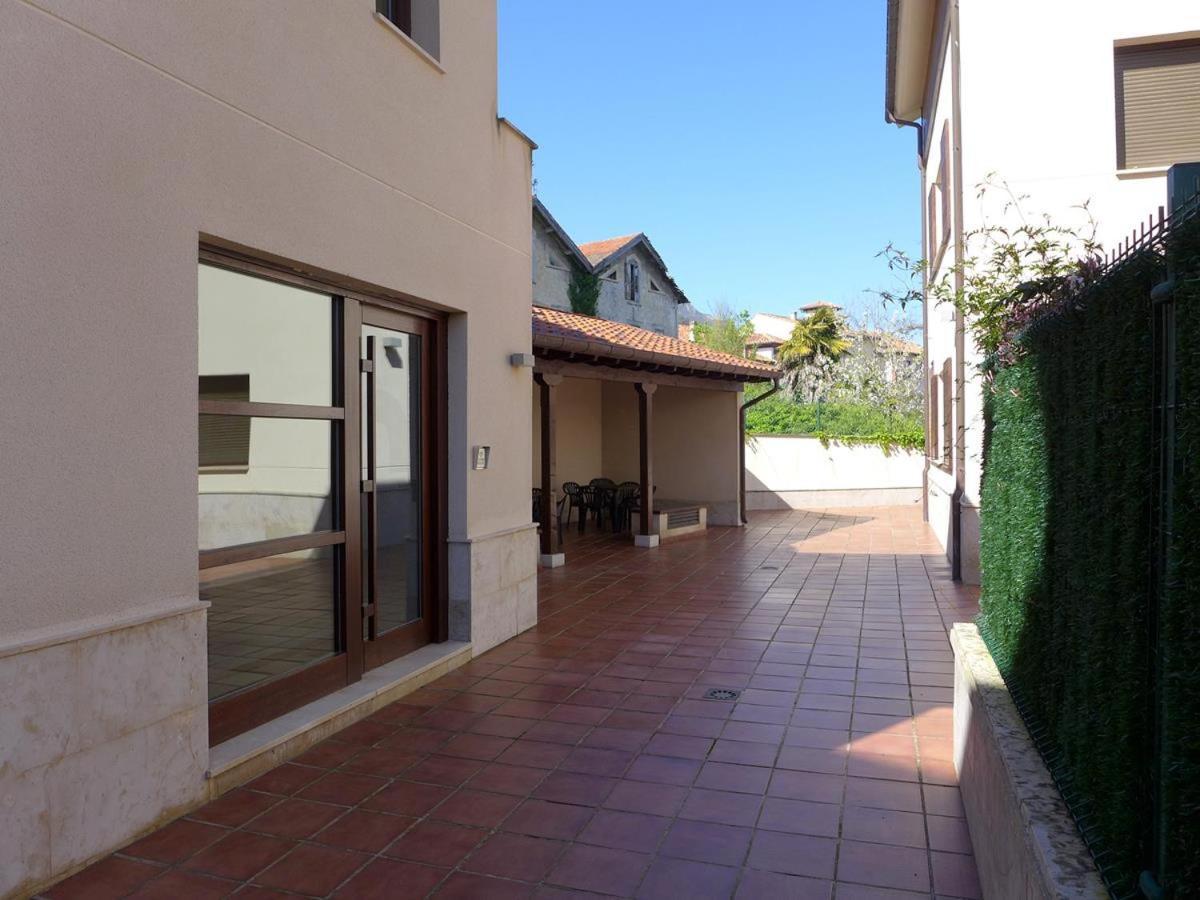 Apartamento En Nueva De Llanes Buitenkant foto